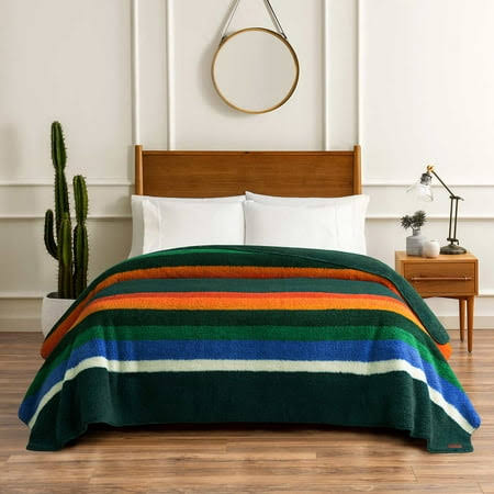 Pendleton Bedding - Pendleton King Size Sherpa Fleece Blanket Evergreen Stripe Nwt - Color: Green - Size - Product image 1