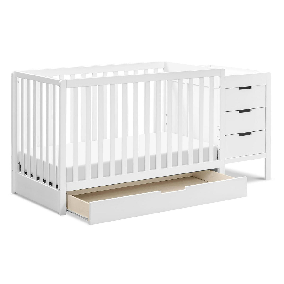 Carter - S by Davinci Colby 4 - in - 1 Convertible Crib & Changer Combo in White - Product image 3